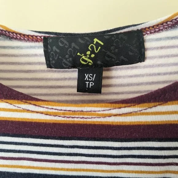 Striped Bodycon mini dress - Picture 4 of 4